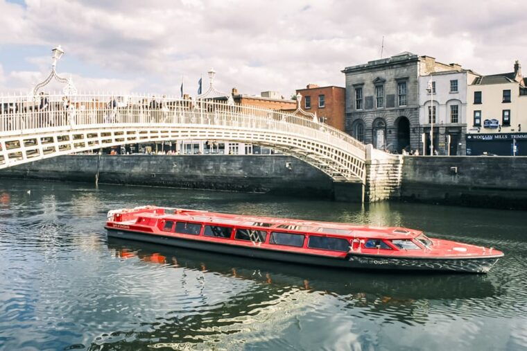 dublin-river-liffey-sightseeing-cruise