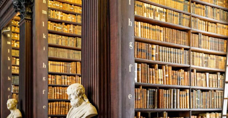 dublin-skip-the-line-book-of-kells-old-town-private-tour