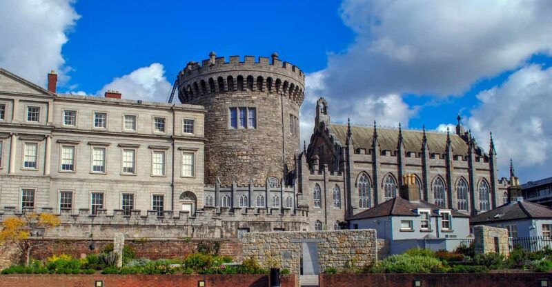 dublin-st-patricks-book-of-kells-and-dublin-castle-tour