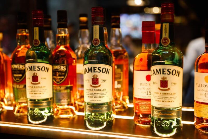 dublin-temple-bar-tour-with-jameson-distillery-whiskey-tour
