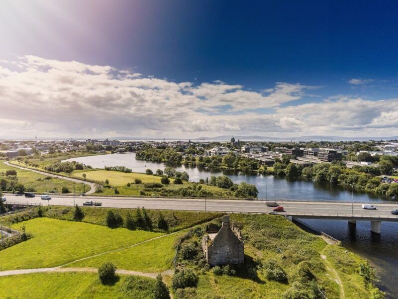 dublin-to-cliffs-of-moher-galway-city-private-tour-by-car