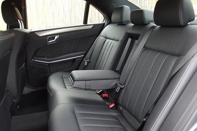 dublin-to-kilkenny-castle-waterford-crystal-private-car-day-tour