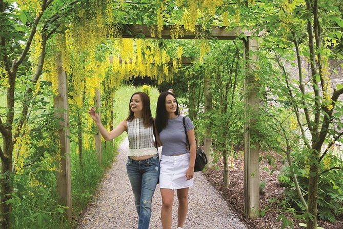 dublin-to-rock-of-cashel-cork-city-blarney-castle-guided-tour