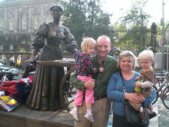 dublin-traditional-irish-3-course-meal-walking-tour-with-local