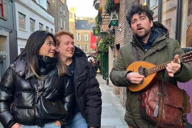 dublin-traditional-irish-music-walking-tour-with-live-performance
