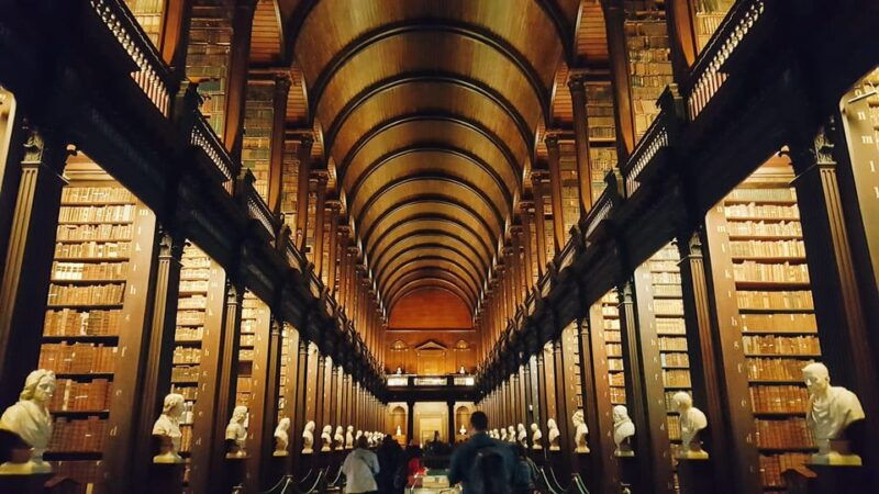 dublin-walking-tour-2000-years-of-history