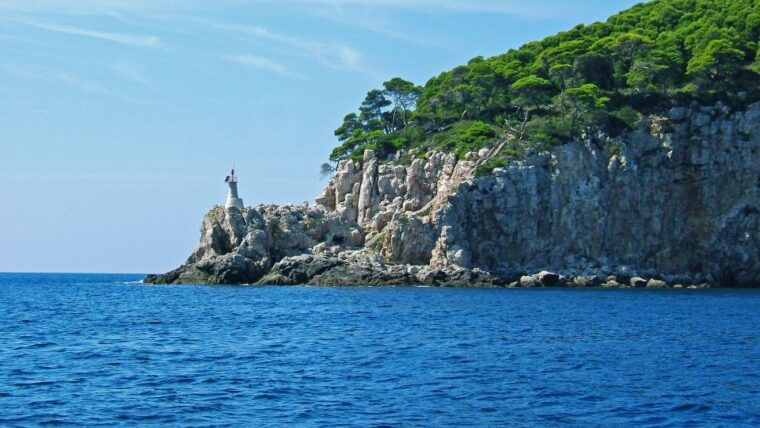 dubrovnik-3-island-fun-boat-tour-with-lunch-and-guide