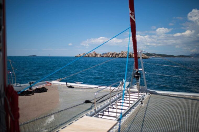 dubrovnik-best-of-the-elaphites-by-catamaran