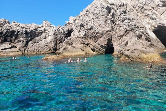 dubrovnik-blue-cave-and-sandy-beach-sunj-boat-tour-with-drinks