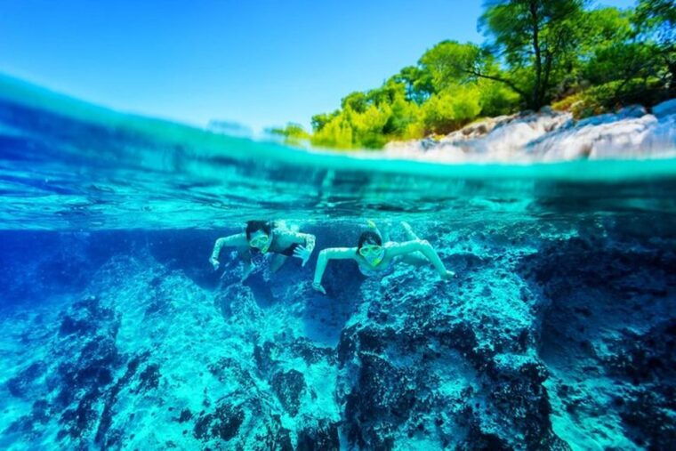 dubrovnik-blue-cave-sunj-beach-boat-tour-with-drinks
