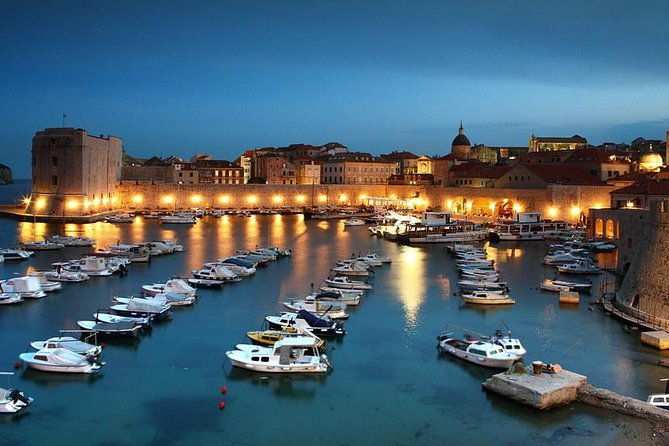 dubrovnik-by-night-history-wine-bites