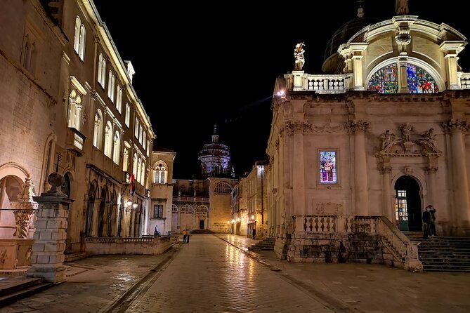 dubrovnik-by-night-walking-tour