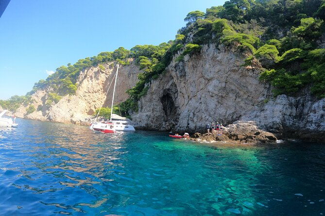 dubrovnik-cave-experience-swimming-tour