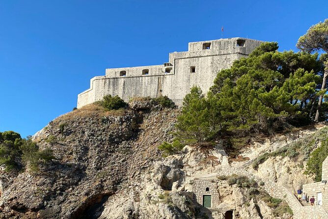 dubrovnik-city-walls-and-fort-lovrijenac-private-guided-tour