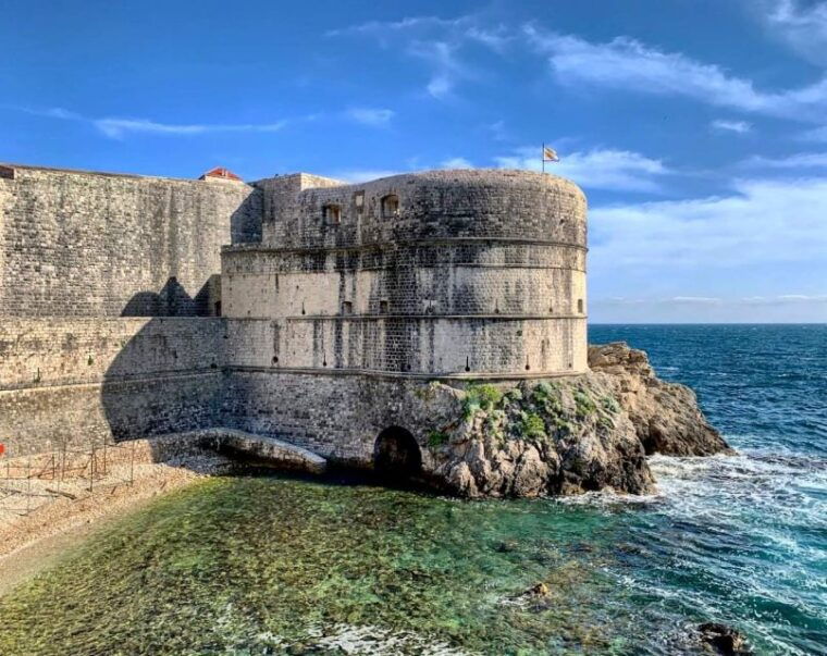 dubrovnik-city-walls-tour-for-early-birds-sunset-chaser