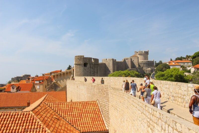 dubrovnik-city-walls-walking-tour