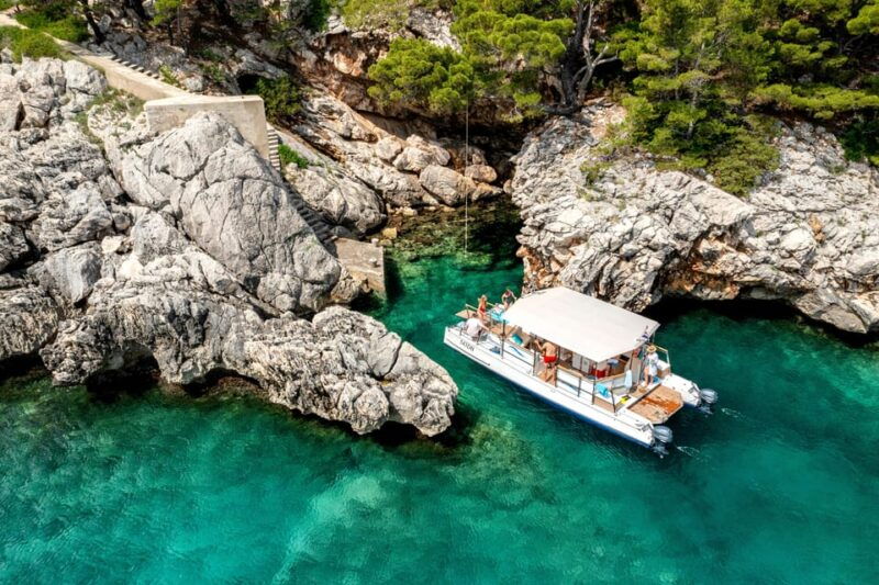 dubrovnik-elaphite-islands-excursion-with-catamaran-xline