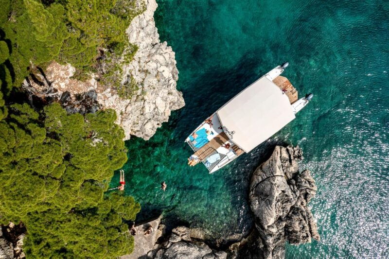 dubrovnik-elaphite-islands-excursion-with-catamaran-xline