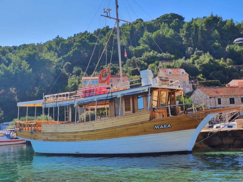 dubrovnik-elaphiti-islands-boat-cruise-with-lunch-drinks