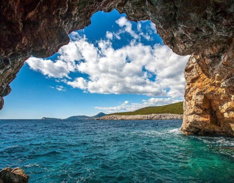 dubrovnik-elaphiti-islands-caves-snorkeling-swimming-tour