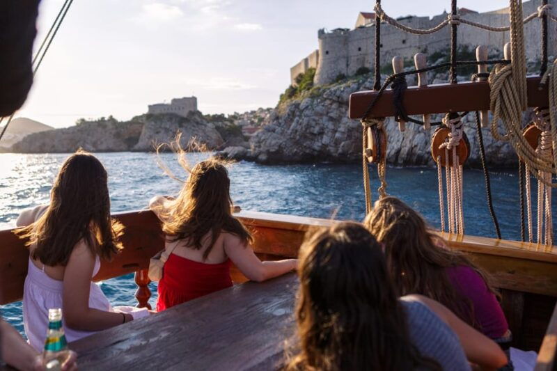dubrovnik-galleon-cruise-with-a-live-show-drink-at-sunset