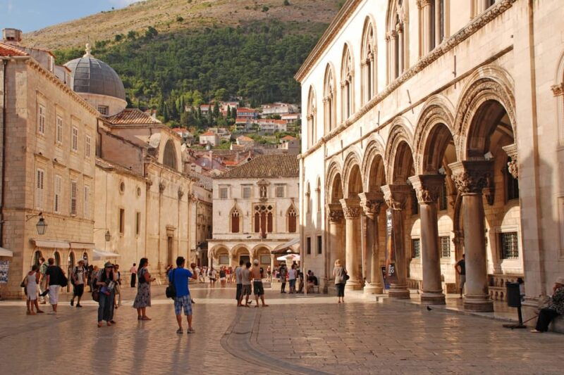 dubrovnik-game-of-thrones-tour-optional-lokrum-island