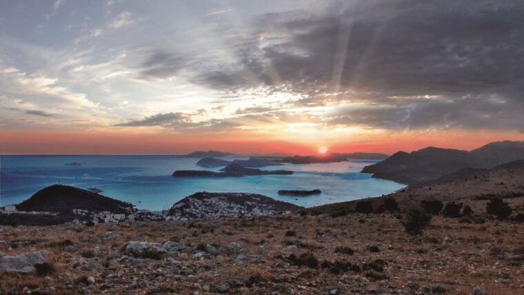 dubrovnik-group-sightseeing-tour-with-stunning-views