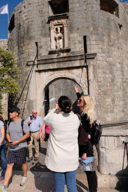 dubrovnik-guided-old-city-walking-tour