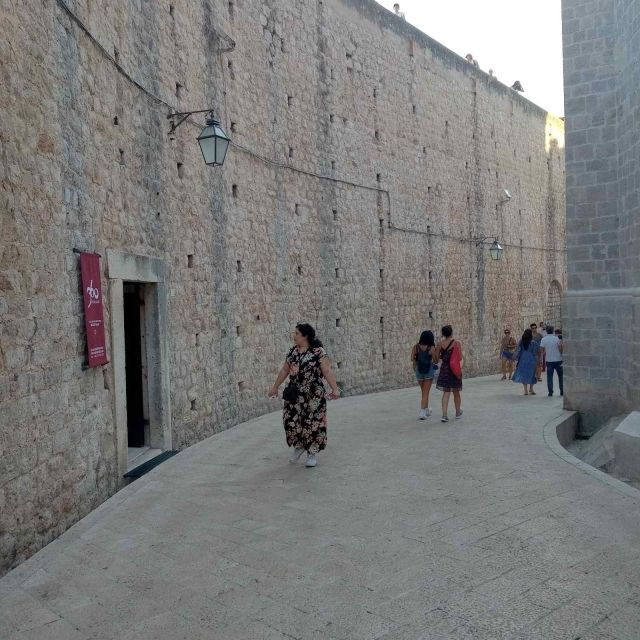 dubrovnik-historical-tour-with-game-of-thrones-details