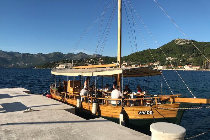 dubrovnik-islands-private-rented-boat-cruise