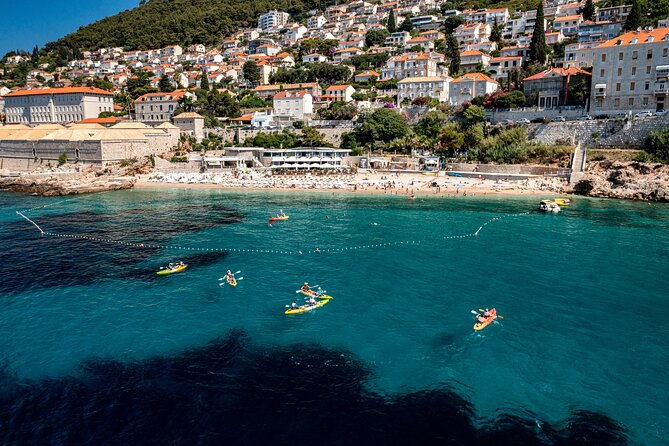 dubrovnik-kayak-rental-on-banje-beach