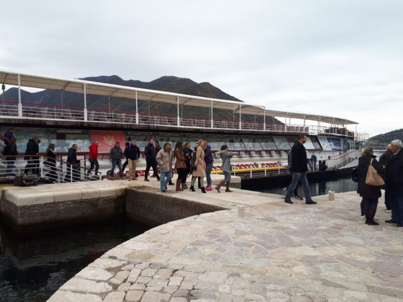 dubrovnik-montenegro-day-trip-by-bus-and-boat