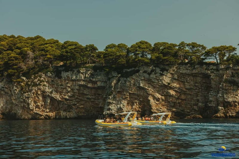Dubrovnik: Morning Blue Cave speedboat tour with drinks - The Sum Up