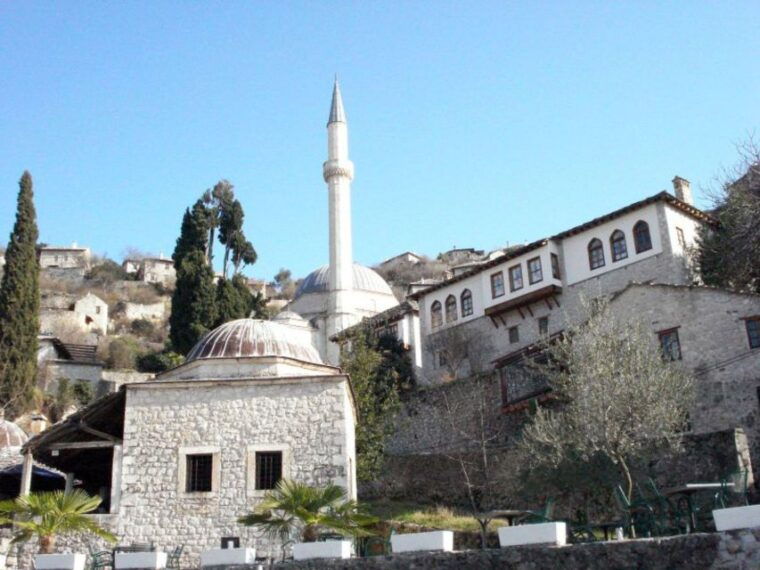 dubrovnik-mostar-kravica-waterfalls-blagaj-private-tour