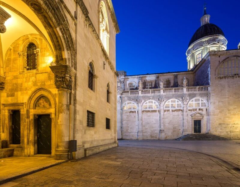 dubrovnik-old-town-highlights-guided-evening-walking-tour