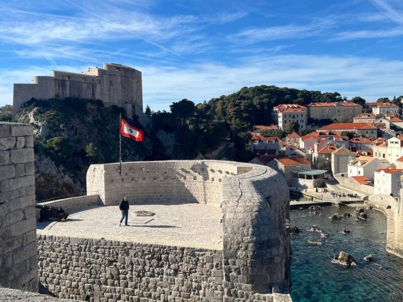 dubrovnik-old-town-walking-tour-walls-and-adriatic-views