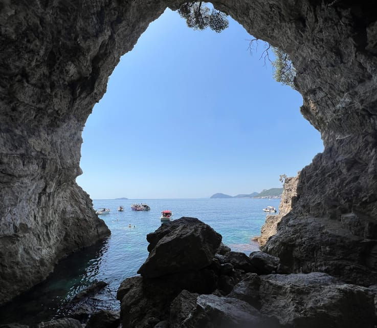 dubrovnik-private-luxury-yacht-tour-to-the-elaphite-islands