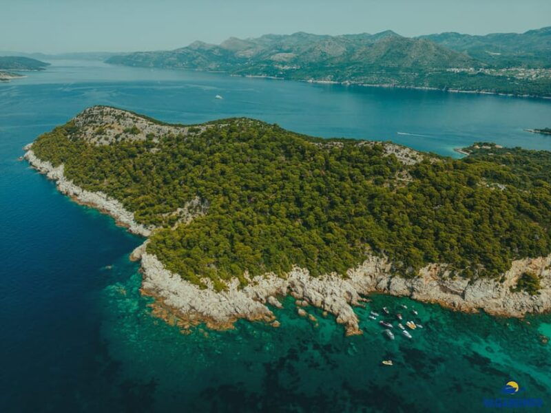 dubrovnik-private-small-group-boat-tour-blue-cave