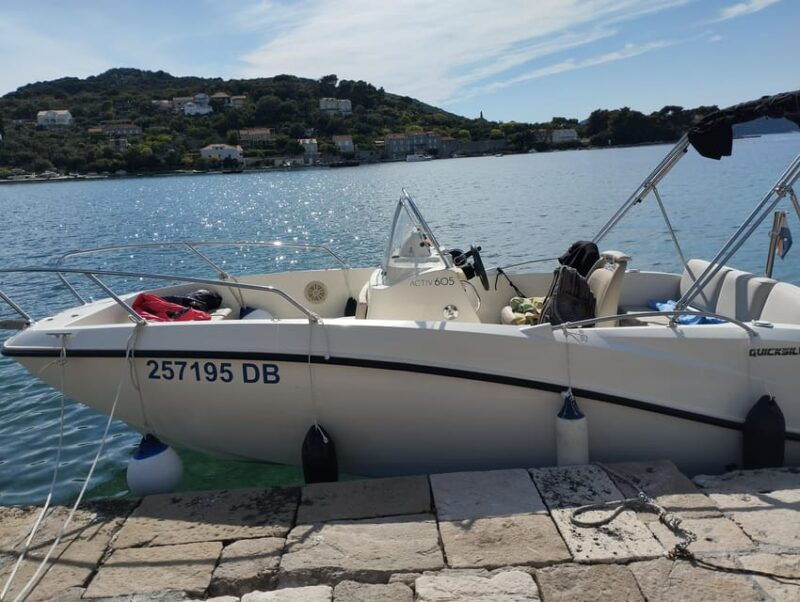 dubrovnik-private-tour-to-blue-cave-and-elaphit-islands