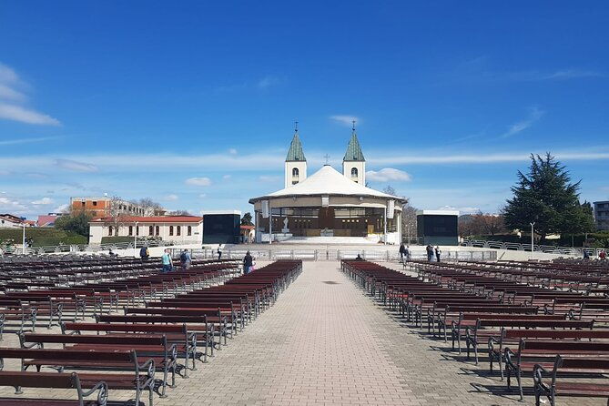 dubrovnik-private-tour-to-medugorje-kravice-waterfalls