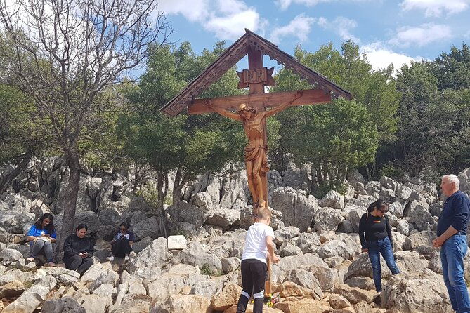 dubrovnik-private-tour-to-medugorje-kravice-waterfalls