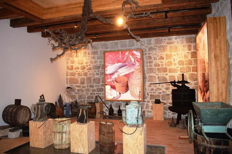Dubrovnik: Private Tour with Oyster Tasting - Scenic Coastal Drive & Reflection