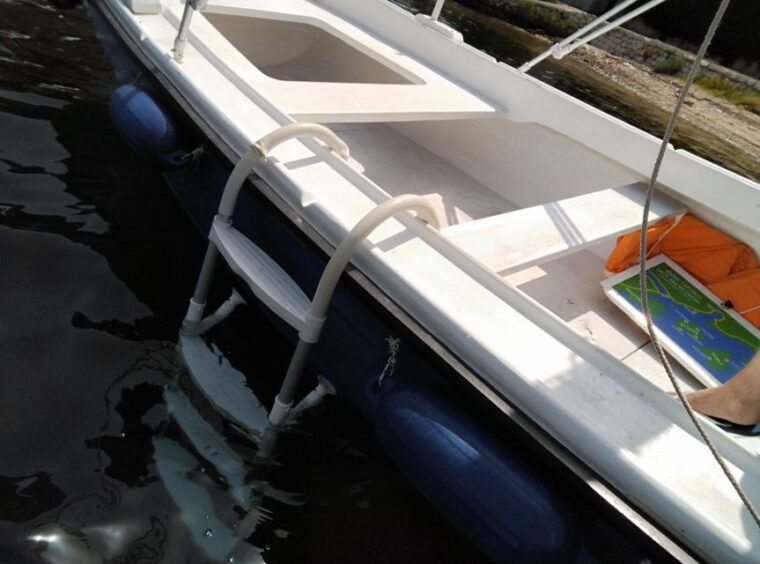 dubrovnik-rent-a-fun-and-easy-to-use-boat-without-license