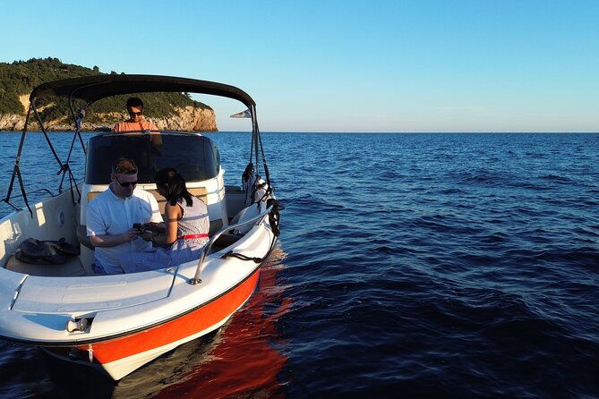 dubrovnik-romantic-sunset-boat-tour