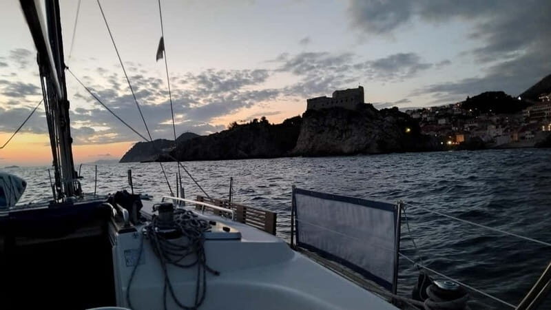 Dubrovnik : Romantic Sunset with a bottle of wine on a yacht - Who Should Consider This Experience