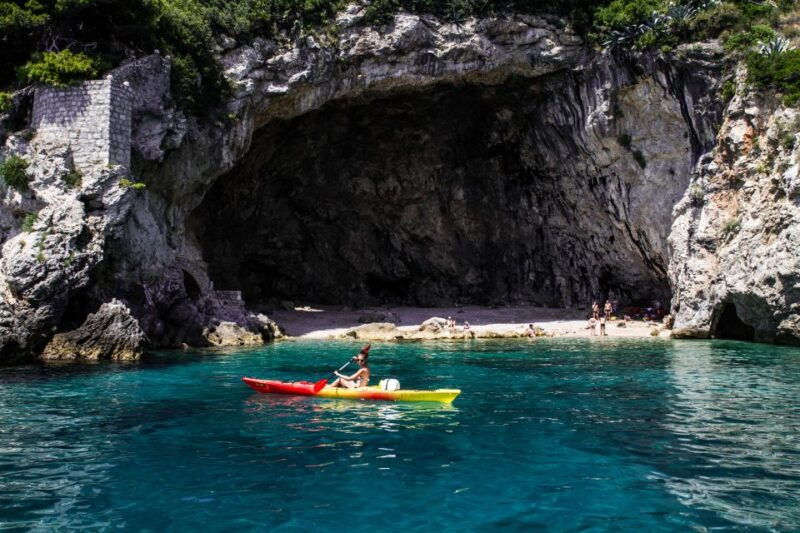 dubrovnik-sea-kayaking-tour