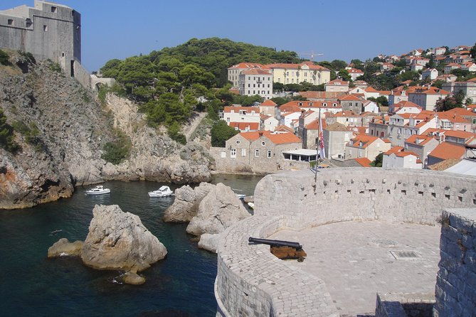 dubrovnik-shore-excursion-city-walls-walking-tour-entrance-ticket-included-2