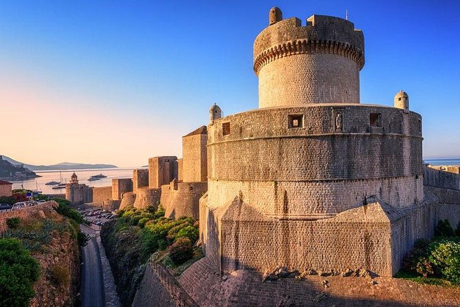dubrovnik-shore-excursion-city-walls-walking-tour-entrance-ticket-included