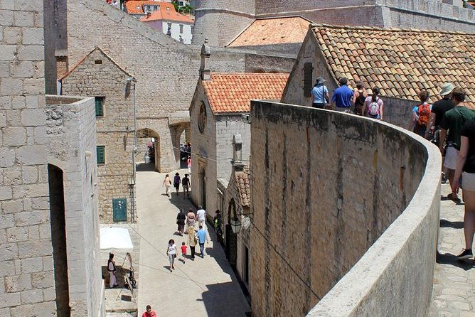 dubrovnik-shore-excursion-game-of-thrones-tour-city-walls-ticket-included