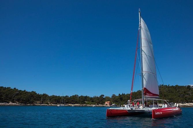 dubrovnik-sunset-catamaran-cruise-with-drinks-2